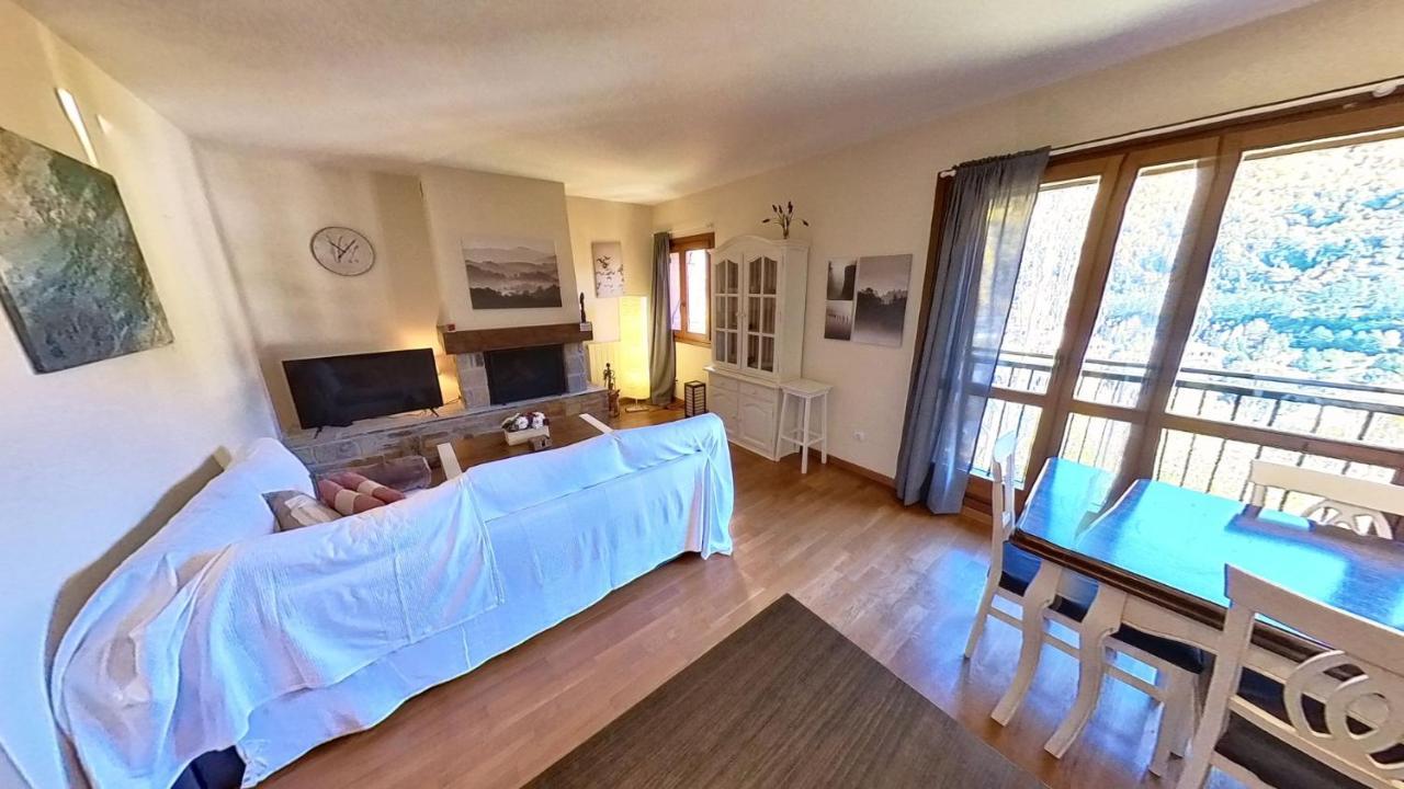 Villa R'Arco - Tucasaenlospirineos Escarrilla Eksteriør billede